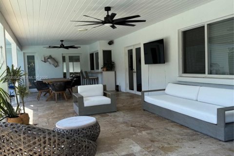 Casa en venta en Davie, Florida, 3 dormitorios, 199.28 m2 № 1983478 - foto 17