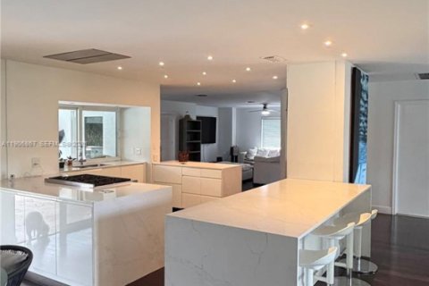 Casa en venta en Davie, Florida, 3 dormitorios, 199.28 m2 № 1983478 - foto 20