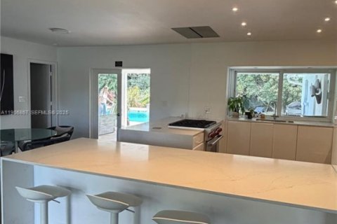 Casa en venta en Davie, Florida, 3 dormitorios, 199.28 m2 № 1983478 - foto 22