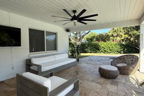 Casa en venta en Davie, Florida, 3 dormitorios, 199.28 m2 № 1983478 - foto 18