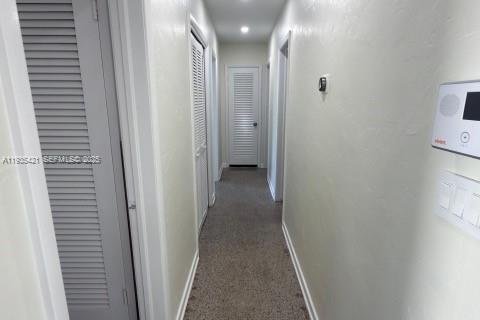 House in Fort Lauderdale, Florida 3 bedrooms, 172.98 sq.m. № 1994123 - photo 10