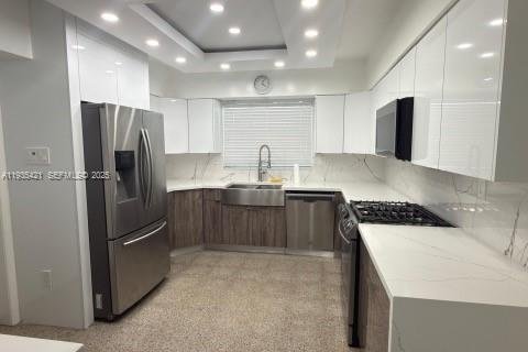 House in Fort Lauderdale, Florida 3 bedrooms, 172.98 sq.m. № 1994123 - photo 5