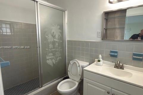 House in Fort Lauderdale, Florida 3 bedrooms, 172.98 sq.m. № 1994123 - photo 17