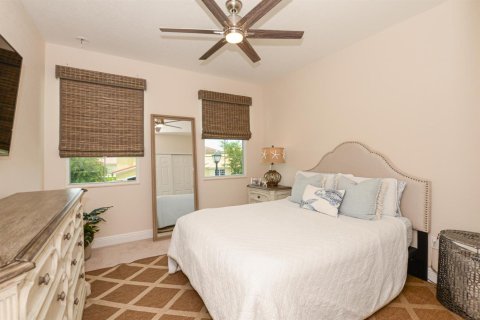 House in Port St. Lucie, Florida 3 bedrooms, 235.41 sq.m. № 2246326 - photo 27