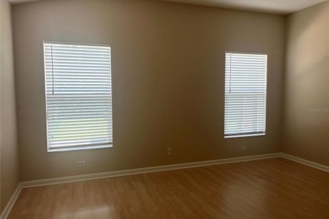 House in DeLand, Florida 4 bedrooms, 149.94 sq.m. № 1912334 - photo 8