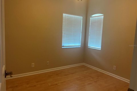 House in DeLand, Florida 4 bedrooms, 149.94 sq.m. № 1912334 - photo 11