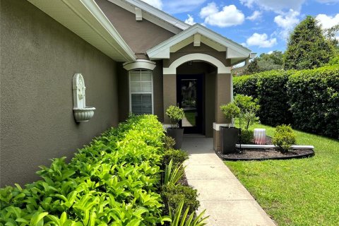 House in DeLand, Florida 4 bedrooms, 149.94 sq.m. № 1912334 - photo 2