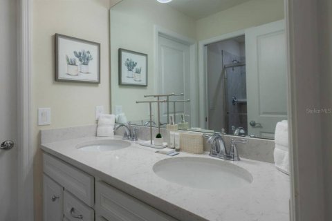 House in Davenport, Florida 10 bedrooms, 408.68 sq.m. № 1913452 - photo 30
