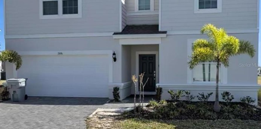 House in Davenport, Florida 10 bedrooms, 408.68 sq.m. № 1913452