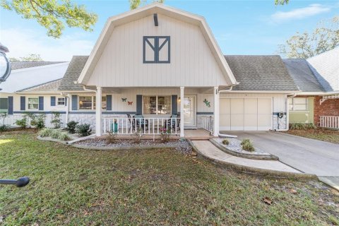 Casa en venta en Ocala, Florida, 2 dormitorios, 113.62 m2 № 1761407 - foto 1