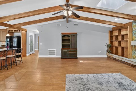 House in Valrico, Florida 4 bedrooms, 228.73 sq.m. № 2391027 - photo 15