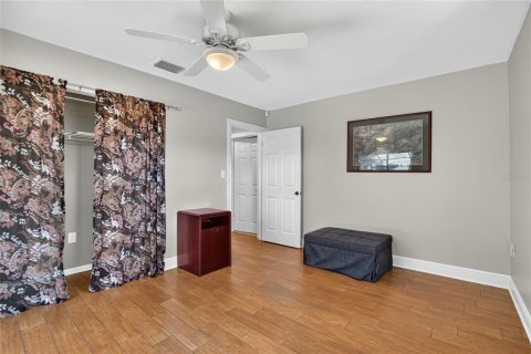 House in Valrico, Florida 4 bedrooms, 228.73 sq.m. № 2391027 - photo 24
