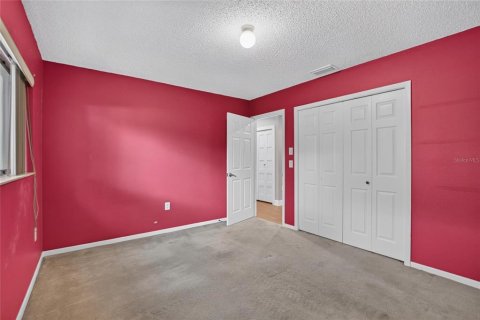 House in Valrico, Florida 4 bedrooms, 228.73 sq.m. № 2391027 - photo 19