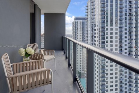 Copropriété à louer à Miami, Floride: 2 chambres, 90.77 m2 № 2268453 - photo 24