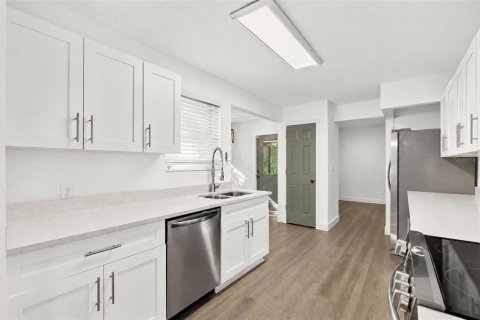 Villa ou maison à vendre à Ocala, Floride: 3 chambres, 279.73 m2 № 2420197 - photo 13