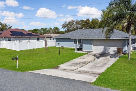 House in Kissimmee, Florida 3 bedrooms, 180.97 sq.m. № 2150487 - photo 24
