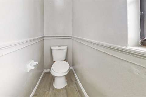 House in Kissimmee, Florida 3 bedrooms, 180.97 sq.m. № 2150487 - photo 8