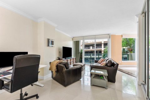 Condo in Fort Lauderdale, Florida, 3 bedrooms  № 2389808 - photo 7
