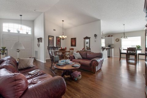 House in Lake Wales, Florida 3 bedrooms, 137.22 sq.m. № 1673105 - photo 12