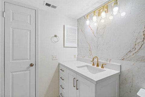 Condominio en venta en Tampa, Florida, 1 dormitorio, 58.62 m2 № 1626289 - foto 26
