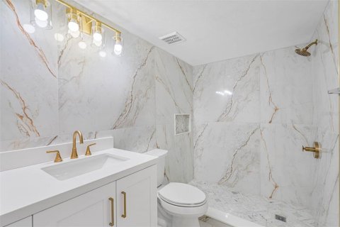 Condominio en venta en Tampa, Florida, 1 dormitorio, 58.62 m2 № 1626289 - foto 22