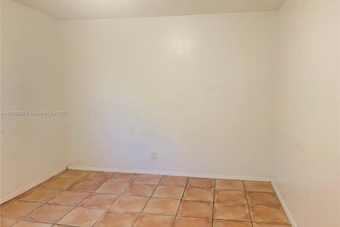 Appartement à louer à Miami, Floride: 1 chambre, 46.45 m2 № 1971833 - photo 5