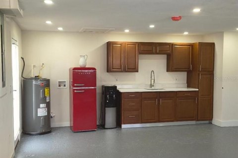 Casa en venta en Tampa, Florida, 4 dormitorios, 139.82 m2 № 2236951 - foto 21