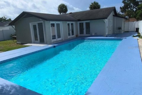 Casa en venta en Tampa, Florida, 4 dormitorios, 139.82 m2 № 2236951 - foto 14