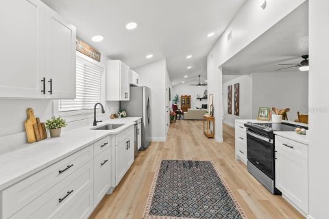 Villa ou maison à vendre à Mims, Floride: 4 chambres, 212.93 m2 № 2143007 - photo 13