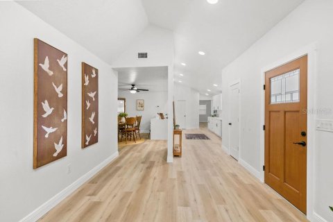 Villa ou maison à vendre à Mims, Floride: 4 chambres, 212.93 m2 № 2143007 - photo 2