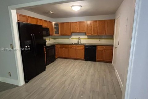 Villa ou maison à Hypoluxo, Floride 2 chambres, 115.48 m2 № 2417565