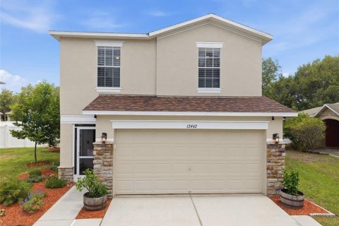 House in Hudson, Florida 4 bedrooms, 190.45 sq.m. № 2141015