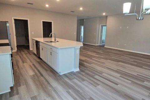 House in Ocala, Florida 3 bedrooms, 188.5 sq.m. № 1903366 - photo 2