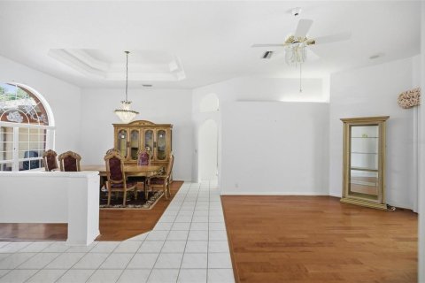 House in Palm Coast, Florida 3 bedrooms, 232.63 sq.m. № 2151477 - photo 9