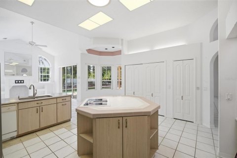 House in Palm Coast, Florida 3 bedrooms, 232.63 sq.m. № 2151477 - photo 11