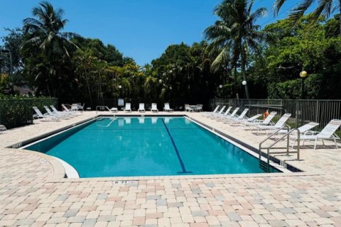 Adosado en alquiler en Boynton Beach, Florida, 2 dormitorios, 106.19 m2 № 1210481 - foto 1