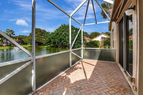 Villa ou maison à louer à Boynton Beach, Floride: 3 chambres, 210.33 m2 № 2169441 - photo 14