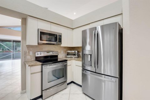 Villa ou maison à louer à Boynton Beach, Floride: 3 chambres, 210.33 m2 № 2169441 - photo 26