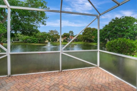 Villa ou maison à louer à Boynton Beach, Floride: 3 chambres, 210.33 m2 № 2169441 - photo 13