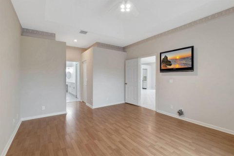 Villa ou maison à louer à Boynton Beach, Floride: 3 chambres, 210.33 m2 № 2169441 - photo 10