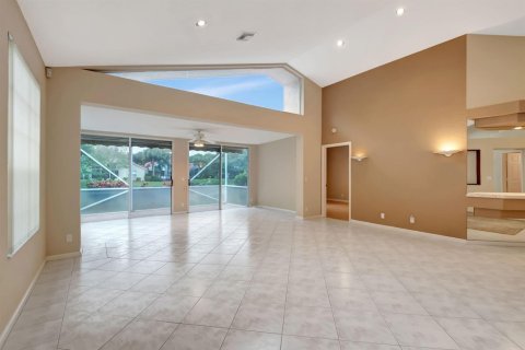 Villa ou maison à louer à Boynton Beach, Floride: 3 chambres, 210.33 m2 № 2169441 - photo 21