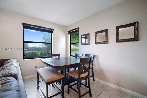 Villa ou maison à louer à Homestead, Floride: 3 chambres, 141.58 m2 № 2046431 - photo 9