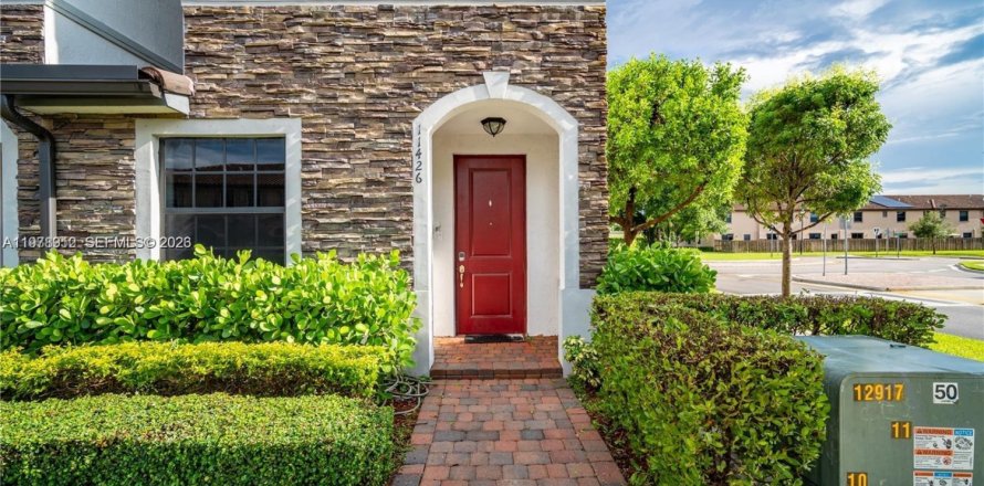 Villa ou maison à Homestead, Floride 3 chambres, 141.58 m2 № 2046431