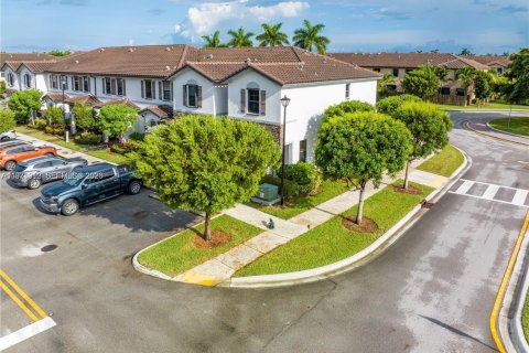 Villa ou maison à louer à Homestead, Floride: 3 chambres, 141.58 m2 № 2046431 - photo 27