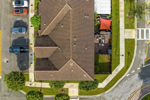 Villa ou maison à louer à Homestead, Floride: 3 chambres, 141.58 m2 № 2046431 - photo 30