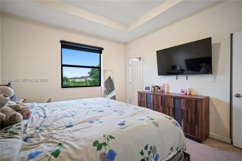 Villa ou maison à louer à Homestead, Floride: 3 chambres, 141.58 m2 № 2046431 - photo 18