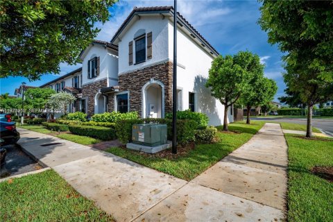 Villa ou maison à louer à Homestead, Floride: 3 chambres, 141.58 m2 № 2046431 - photo 26