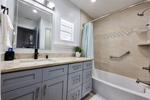 Casa en alquiler en Saint Petersburg, Florida, 3 dormitorios, 132.66 m2 № 2206159 - foto 22
