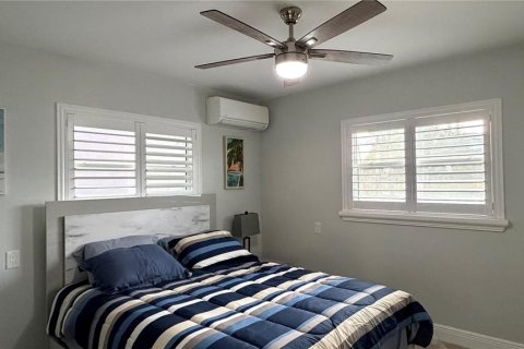 Casa en alquiler en Saint Petersburg, Florida, 3 dormitorios, 132.66 m2 № 2206159 - foto 30