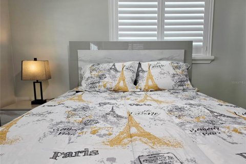 Casa en alquiler en Saint Petersburg, Florida, 3 dormitorios, 132.66 m2 № 2206159 - foto 25